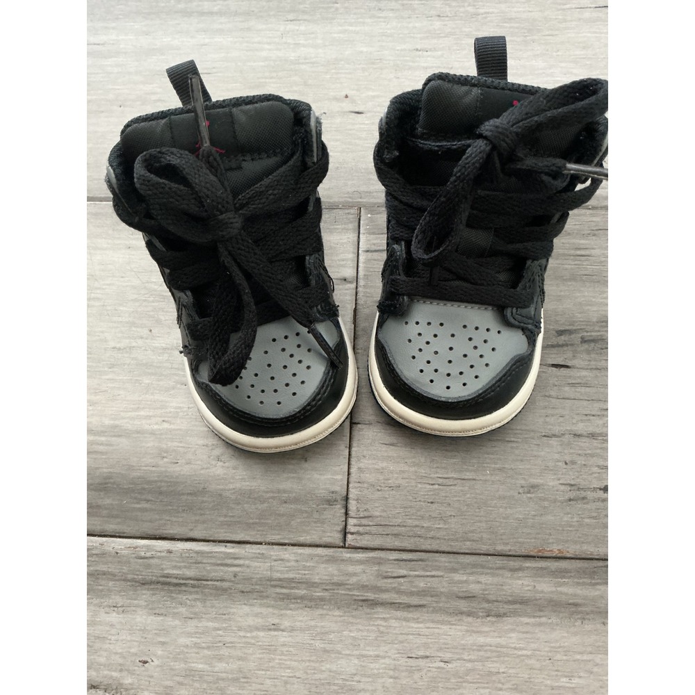 Jordan 1 Mid Shadow 2.0 Black Grey Toddler Sneakers 647735-096 Size 3C - Picture 4 of 5